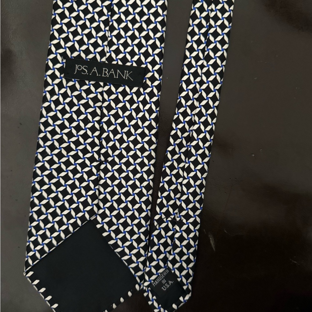 Jos. A. Bank Navy and White Patterned Tie